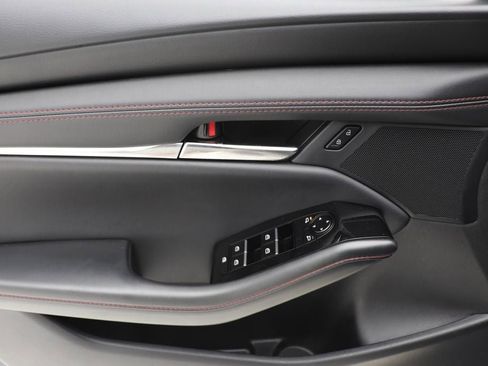 Used 2025 MAZDA MAZDA3 s image 14