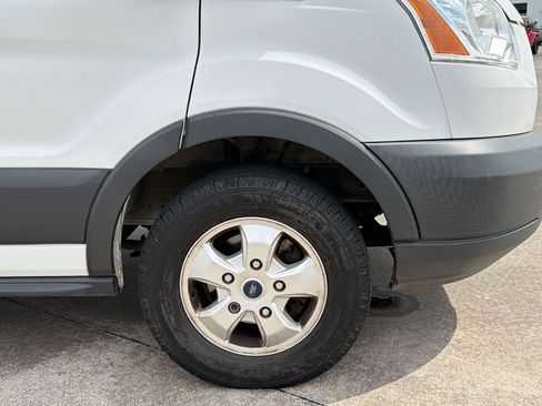 Used 2017 Ford Transit 350 XLT image 12