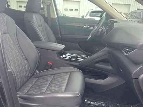 Used 2023 Buick Envision Avenir image 33