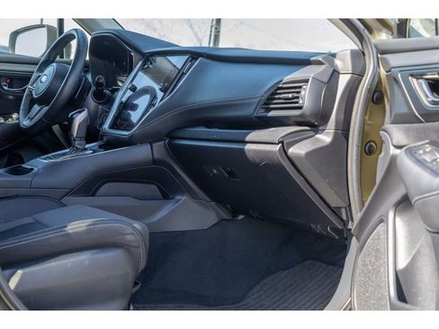 Used 2020 Subaru Outback Premium image 10