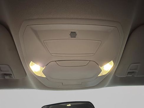 Used 2018 Ford Escape SE image 29