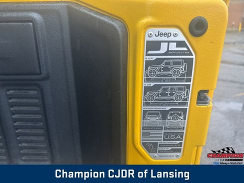 Used 2021 Jeep Wrangler Unlimited Rubicon w/ Cold Weather Group image 13