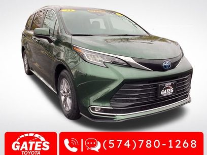 Used 2023 Toyota Sienna XLE
