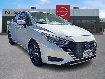 New 2025 Nissan Versa SV w/ Trunk Package