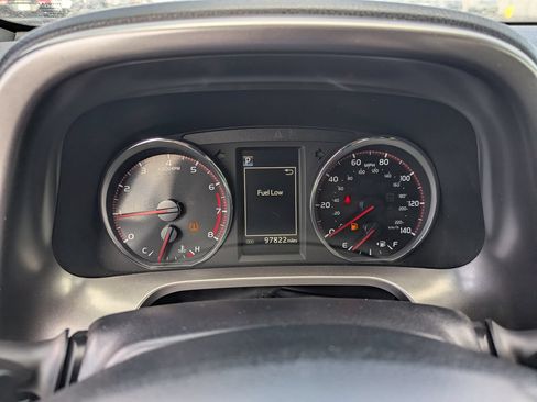 Used 2017 Toyota RAV4 SE AWD/4WD image 22