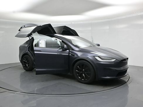 Used 2023 Tesla Model X AWD/4WD image 26