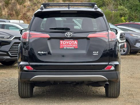 Used 2017 Toyota RAV4 XLE w/ Plus Special Value Package AWD/4WD image 5