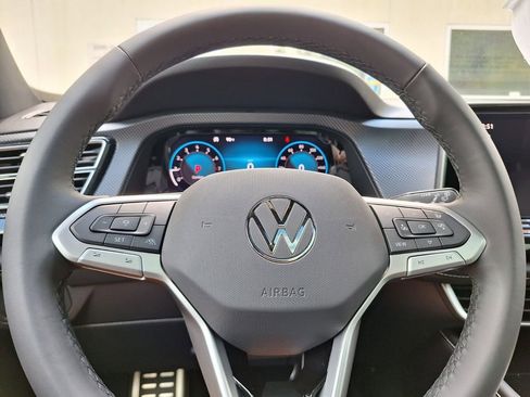 New 2026 Volkswagen Atlas Cross Sport SEL R-Line image 21