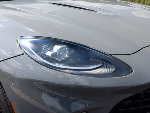 Used 2022 Aston Martin DBX AWD/4WD image 14