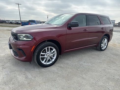 Used 2023 Dodge Durango GT image 1