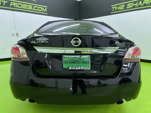 Used 2015 Nissan Altima 2.5 SL w/ Technology Package FWD image 8