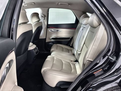 New 2026 Genesis GV70 2.5T AWD/4WD image 24