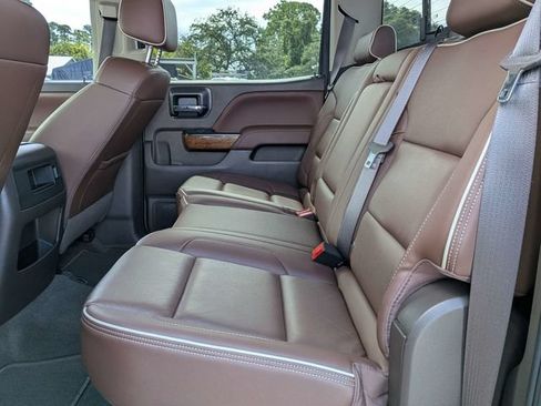 Used 2018 Chevrolet Silverado 1500 High Country RWD image 14