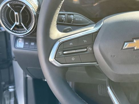 New 2026 Chevrolet Equinox LT image 17