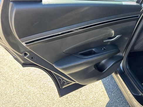 Certified 2023 Hyundai Tucson SE image 21