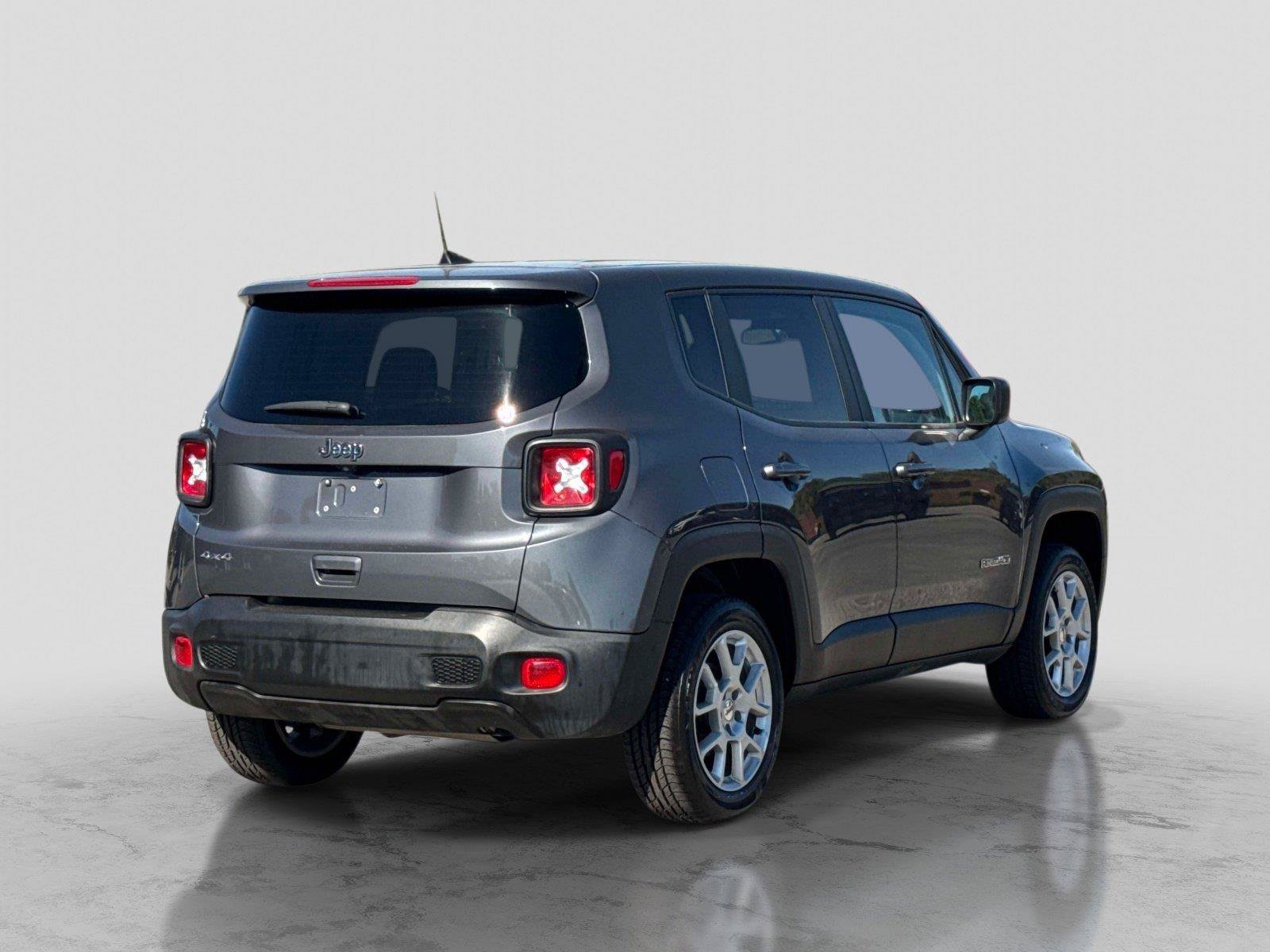 Certified 2023 Jeep Renegade Latitude AWD/4WD image 5