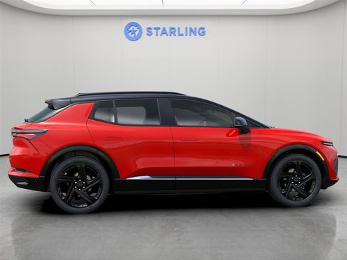 New 2026 Chevrolet Equinox EV RS image 5