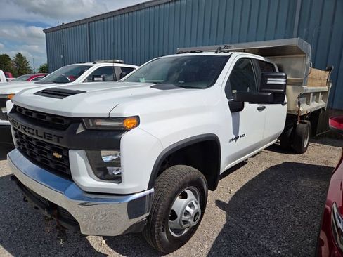 Used 2022 Chevrolet Silverado 3500 W/T w/ WT Convenience Package AWD/4WD image 1