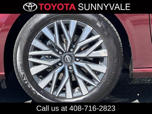 Used 2024 Nissan Altima 2.5 SV image 12