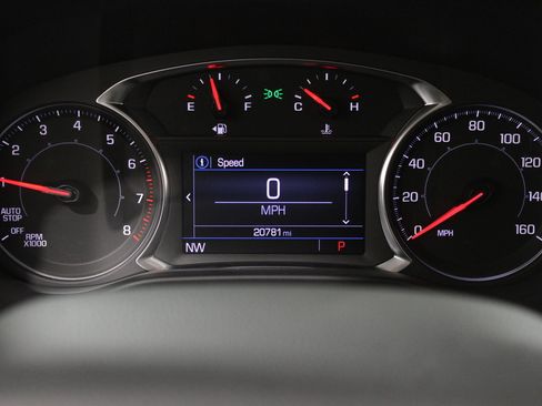 Used 2023 GMC Acadia SLE w/ Driver Convenience Package image 8