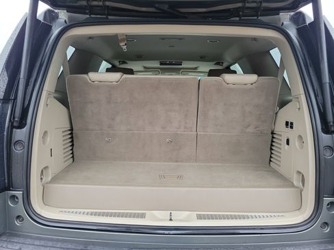 Certified 2018 GMC Yukon Denali w/ Open Road Package image 18