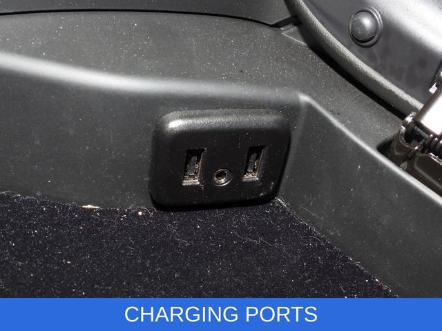 Used 2019 Chevrolet Corvette Stingray Coupe w/ Battery Protection Package RWD image 8