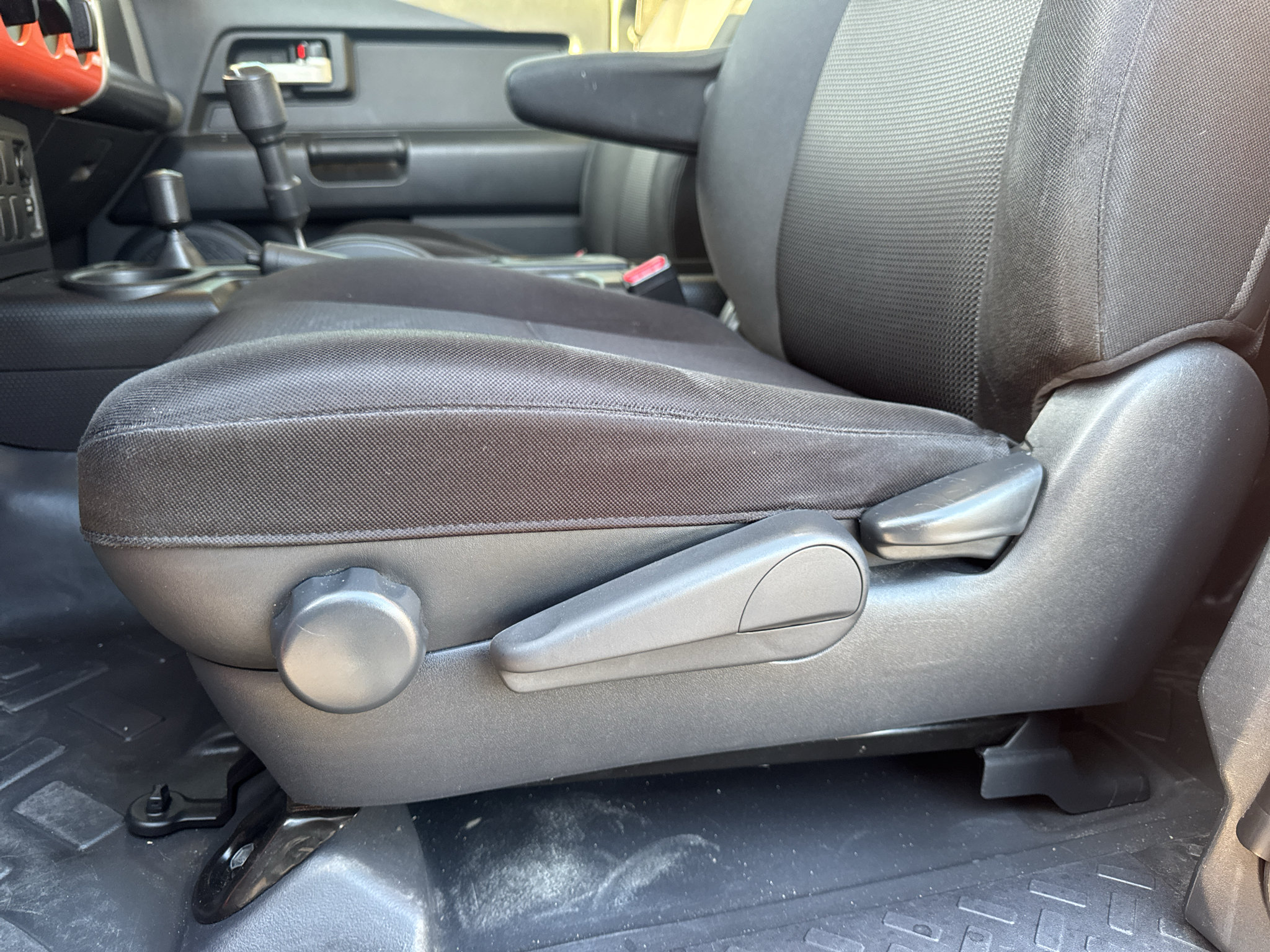 Used 2013 Toyota FJ Cruiser 4WD w/ Convenience Pkg image 12