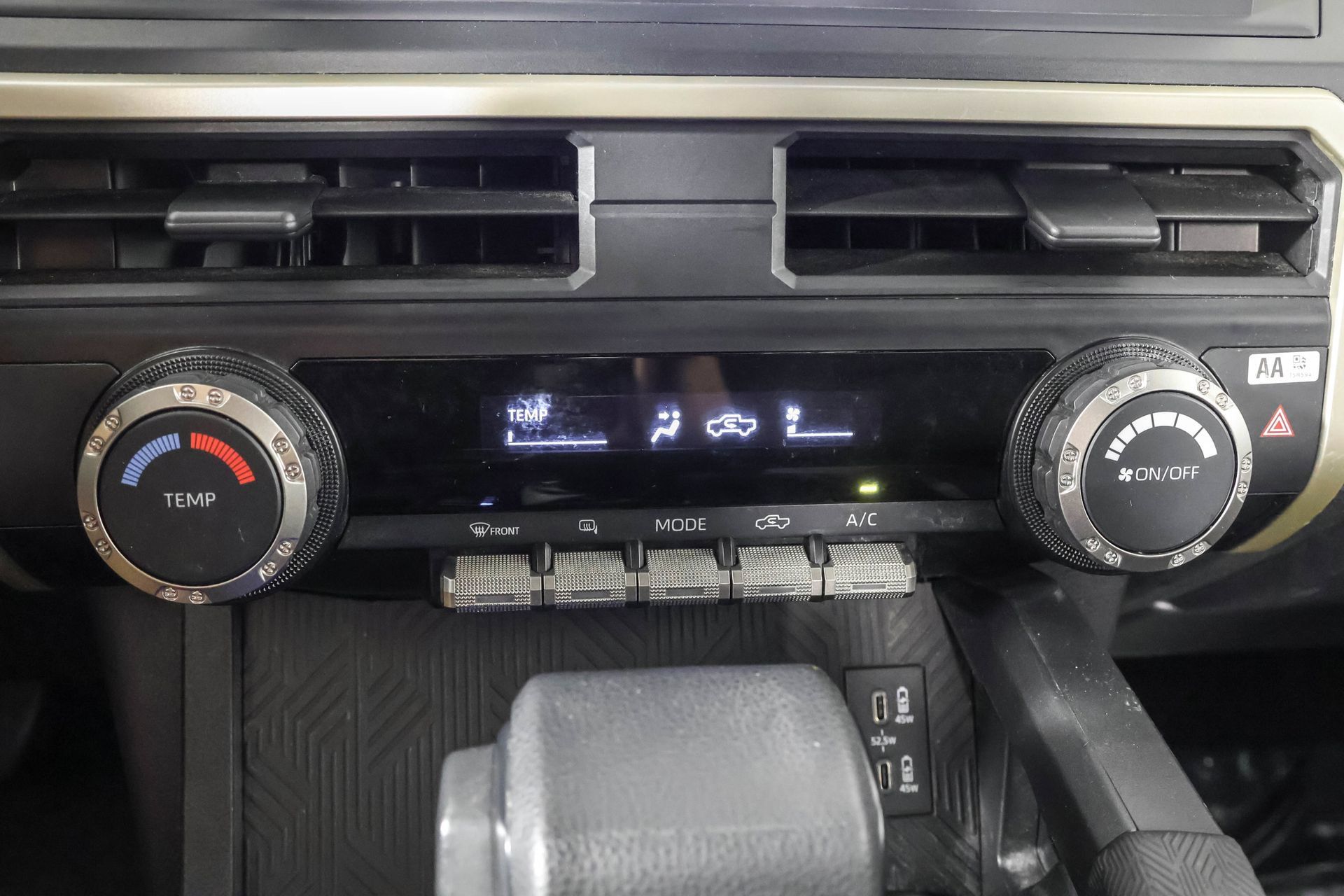 Used 2024 Toyota Tacoma SR RWD image 31