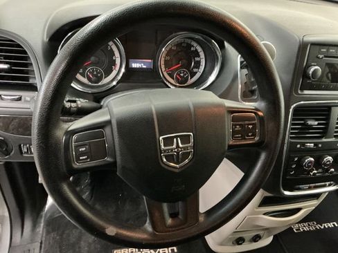 Used 2016 Dodge Grand Caravan SE w/ Quick Order Package 29E SE image 24