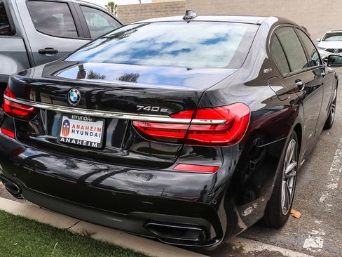 Used 2017 BMW 740e xDrive AWD/4WD image 6