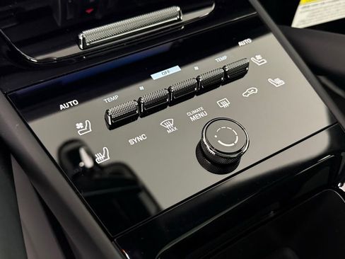 New 2026 Porsche Cayenne GTS image 35