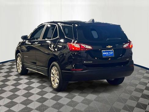 Used 2020 Chevrolet Equinox LS AWD/4WD image 4