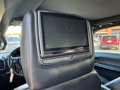 Used 2018 Ford Expedition Max Limited w/ Equipment Group 302A image 12