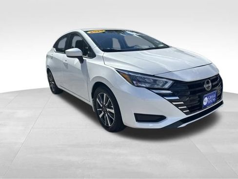 Used 2025 Nissan Versa SV w/ Trunk Package FWD image 10