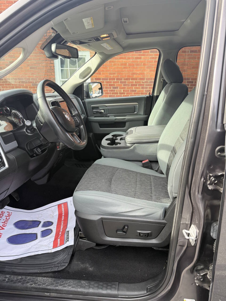 Used 2019 RAM 1500 Big Horn w/ Rambox Value Package AWD/4WD image 8