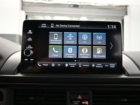 Used 2023 Honda Pilot TrailSport image 23