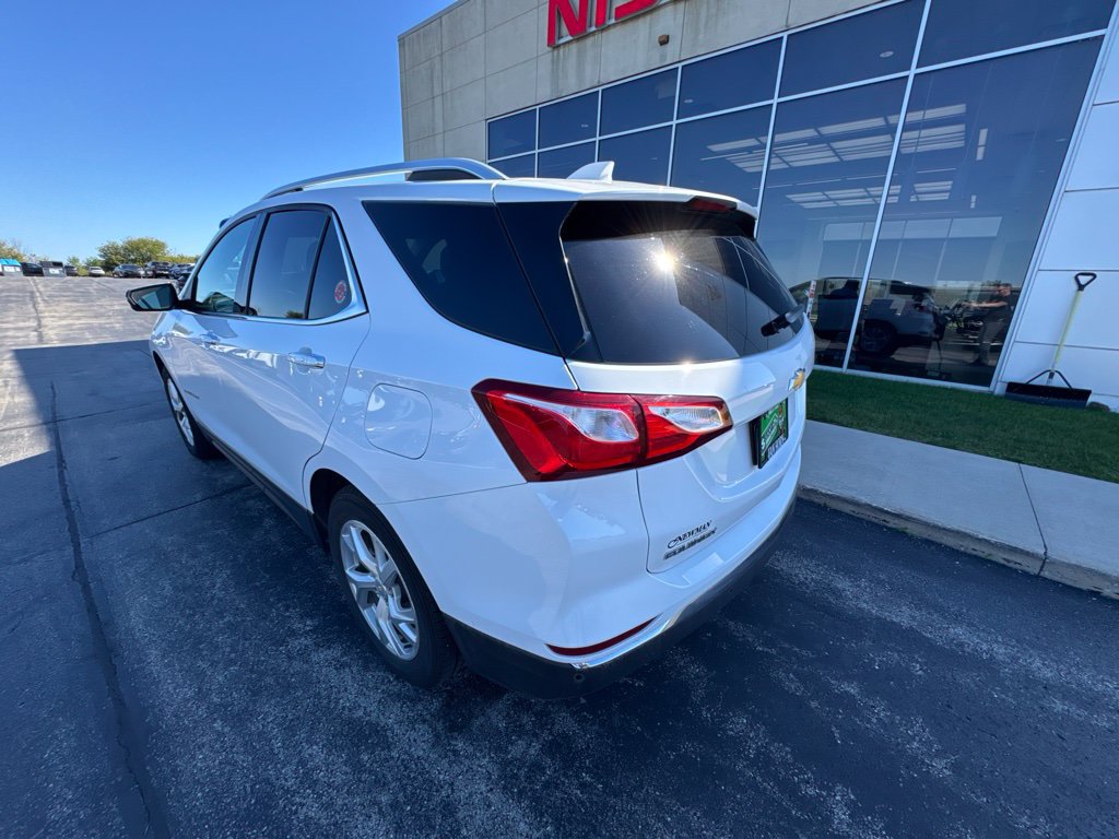 Used 2018 Chevrolet Equinox Premier AWD/4WD image 16