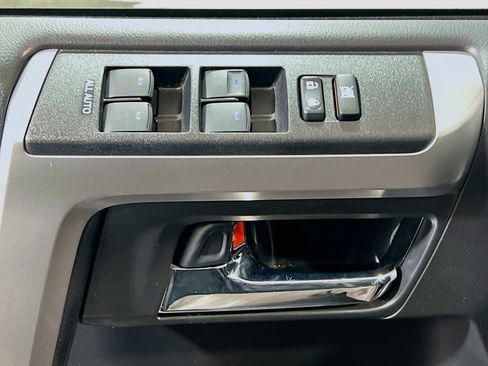 Used 2022 Toyota 4Runner SR5 Premium image 14