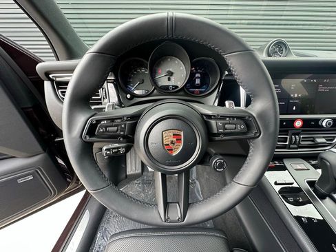 Certified 2026 Porsche Macan S image 15
