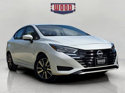 New 2025 Nissan Versa SV w/ Trunk Package image 1