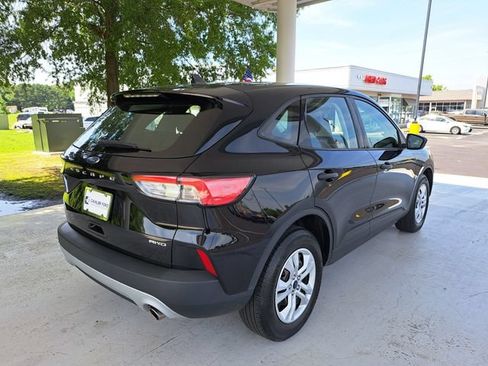 Certified 2022 Ford Escape S AWD/4WD image 6