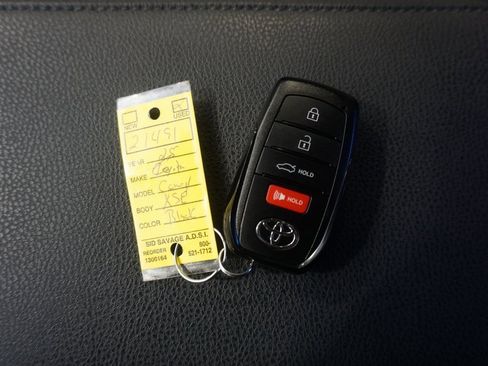 Used 2025 Toyota Camry XSE image 34