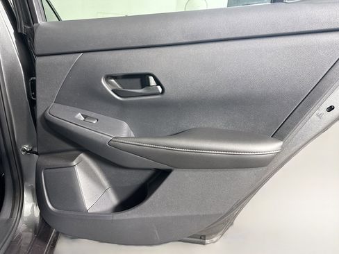 Used 2025 Nissan Sentra SV w/ All-Weather Package FWD image 28