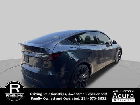 Used 2024 Tesla Model Y Performance AWD/4WD image 5