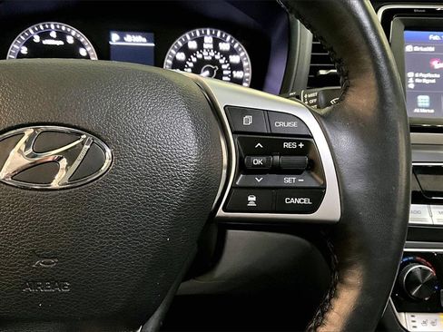 Used 2019 Hyundai Sonata Limited image 21