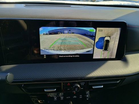 New 2025 Nissan Kicks SR image 21