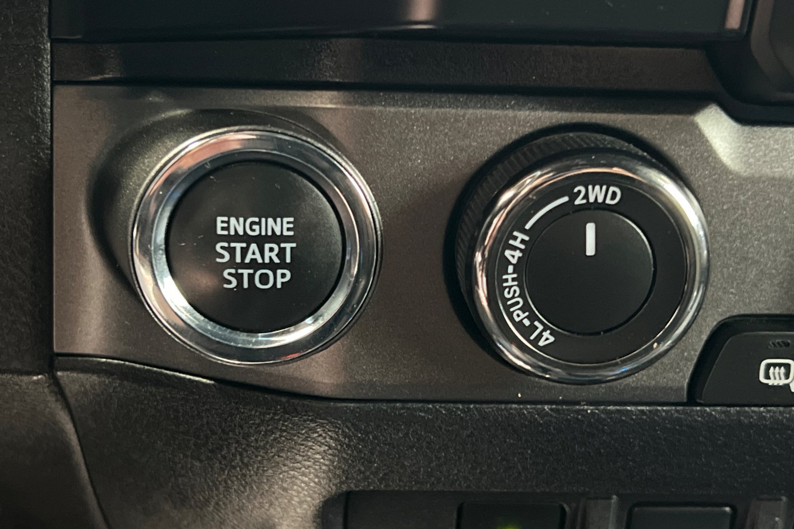 Certified 2022 Toyota Tacoma TRD Off-Road w/ Technology Package AWD/4WD image 21