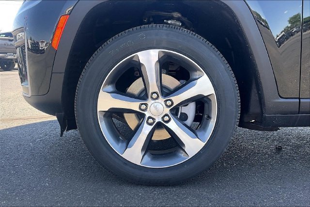 New 2026 Jeep Grand Cherokee Limited AWD/4WD image 12