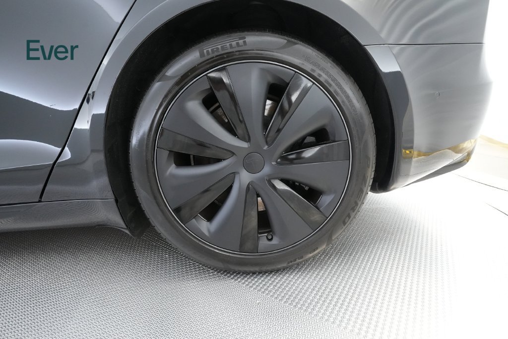 Used 2023 Tesla Model S Standard Range AWD/4WD image 9