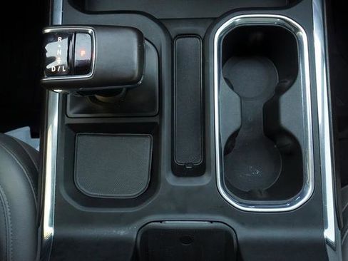 Used 2023 GMC Sierra 1500 SLT w/ SLT Premium Package image 26